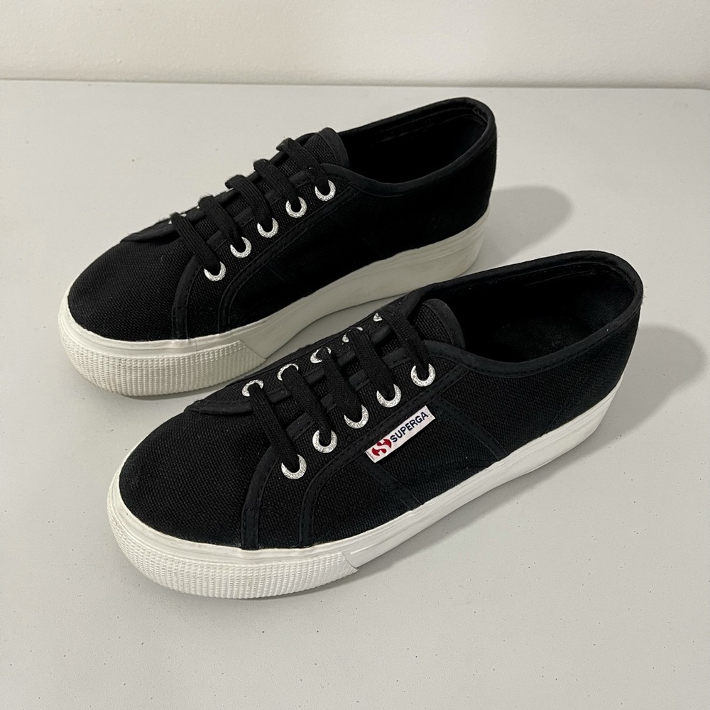Superga Platform sneakers 👟